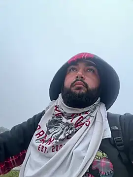 bigdickgio6923 online show from 02/13/26, 01:07