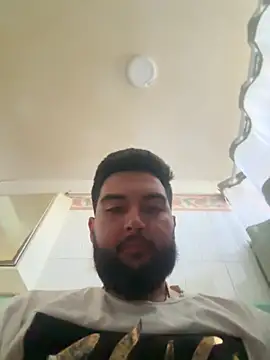 bigdickgio6923 online show from 04/16/26, 10:45