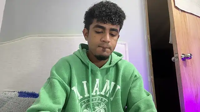 dominic brandd23 online show from 11/11/25, 08:14