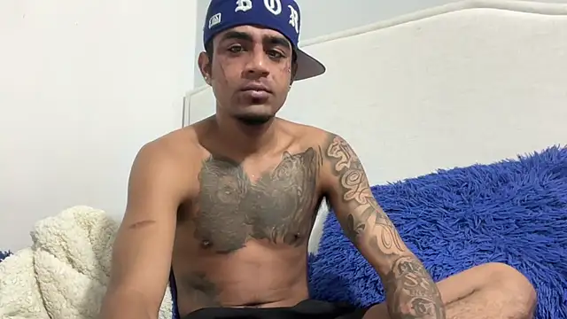 dominic brandd23 online show from 11/25/25, 11:54