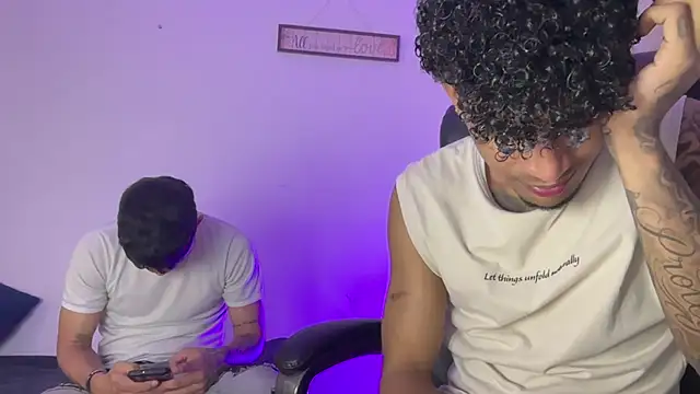 Snapshot of dominic_brandd23 chatting on 02/06/26, 01:21 dominic brandd23 online show from 02/06/26, 01:21