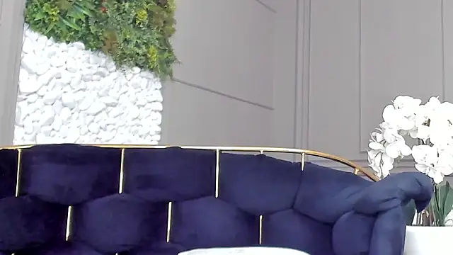 Deliciouslips online show from 09/11/25, 12:38