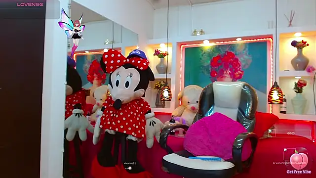 lorenapinto online show from 10/21/25, 02:01