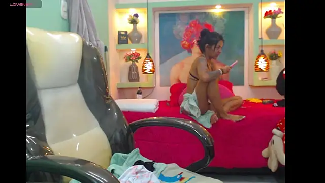 lorenapinto online show from 03/31/26, 07:36