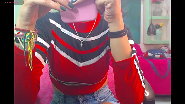 lorenapinto online show from 04/18/26, 03:43