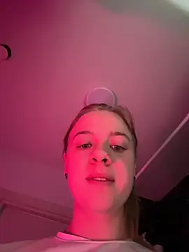 candy maggie online show from 11/25/25, 05:51