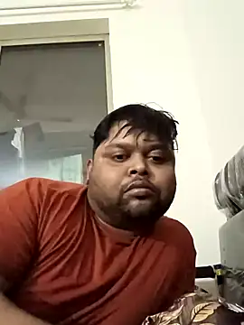 Snapshot of julywwrt chatting on 12/18/24, 09:51 julywwrt online show from 12/18/24, 09:51