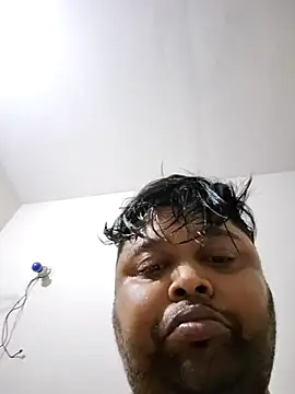 Snapshot of julywwrt chatting on 03/16/25, 04:23 julywwrt online show from 03/16/25, 04:23