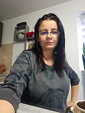 KristenVega online show from 11/04/25, 08:57