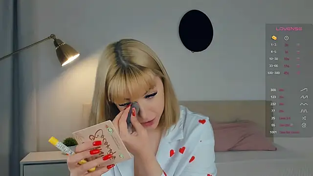 KateDolphin online show from 01/21/25, 04:37