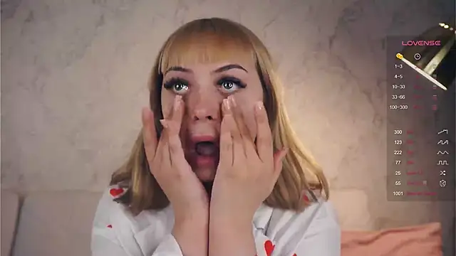 KateDolphin online show from 03/01/25, 05:49