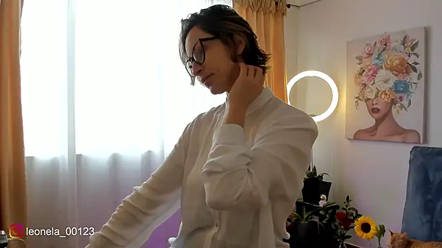 cuddlingbunny online show from 02/02/26, 05:22