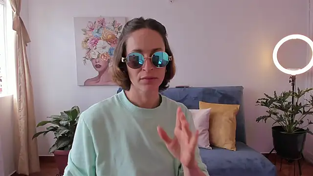 cuddlingbunny online show from 03/16/26, 05:17