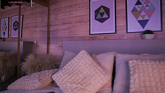 Snapshot of AmmyScott chatting on 11/28/25, 07:27 AmmyScott online show from 11/28/25, 07:27