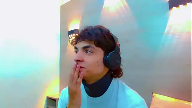 Sr BonnyEthan online show from 12/04/25, 02:04