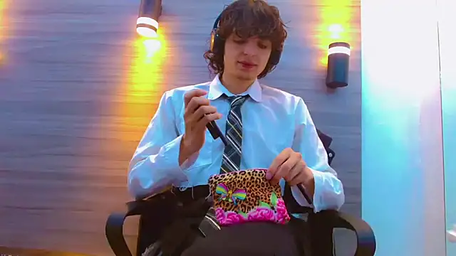 Sr BonnyEthan online show from 04/01/26, 01:01