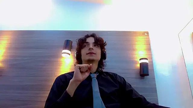 Sr BonnyEthan online show from 04/22/26, 12:50