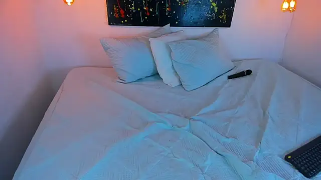 Snapshot of cloe_bridgee chatting on 12/04/24, 03:04 cloe bridgee online show from 12/04/24, 03:04