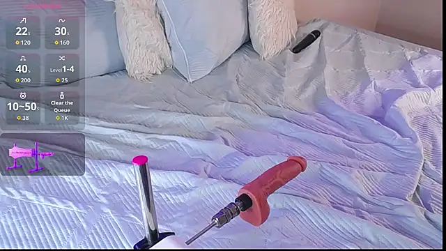 Snapshot of cloe_bridgee chatting on 11/07/25, 03:06 cloe bridgee online show from 11/07/25, 03:06