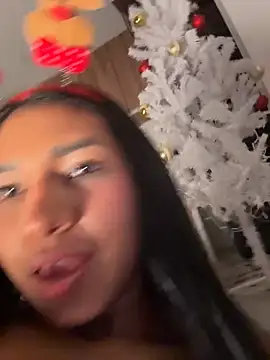 Barbiebrunette  online show from 12/16/25, 07:24