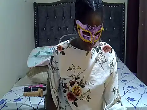 QueenJelly Sexy online show from 02/26/25, 11:37