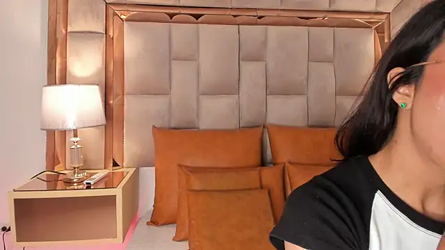 DaraBeckett online show from 01/30/25, 03:19