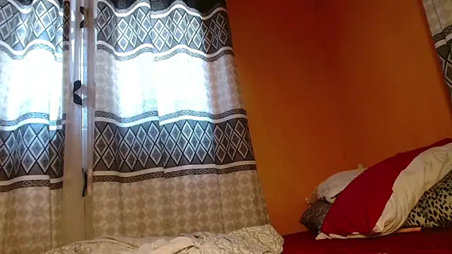 Snapshot of titi_fiesta chatting on 03/08/25, 08:11 titi fiesta online show from 03/08/25, 08:11