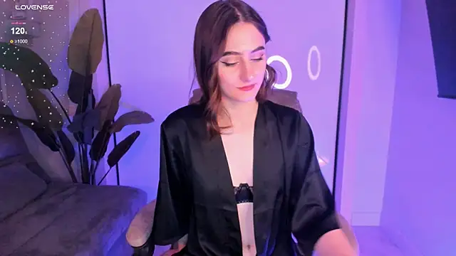 Snapshot of helen_ramsay chatting on 12/10/24, 08:38 helen ramsay online show from 12/10/24, 08:38