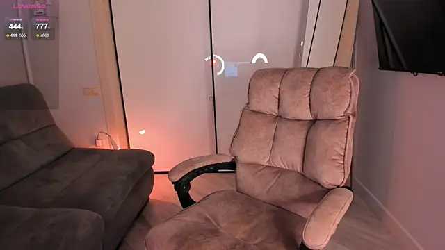 Snapshot of helen_ramsay chatting on 09/09/25, 04:28 helen ramsay online show from 09/09/25, 04:28