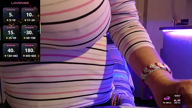 JennaDeluxe online show from 04/17/26, 04:04