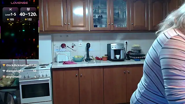 JennaDeluxe online show from 04/23/26, 07:41