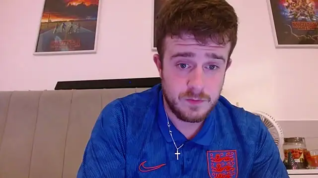 Snapshot of maxy49 chatting on 11/09/25, 08:40 maxy49 online show from 11/09/25, 08:40