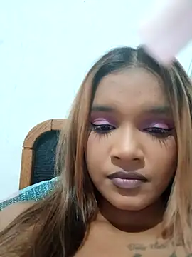 Indianqueen03 online show from 03/19/25, 06:23