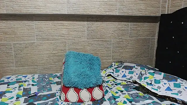 pretty cristal69 online show from 01/18/25, 07:59