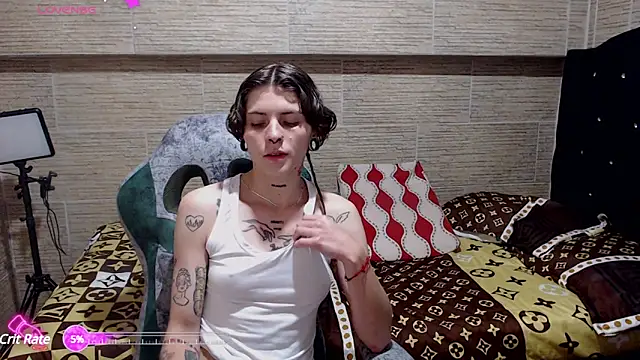 pretty cristal69 online show from 01/24/25, 02:07