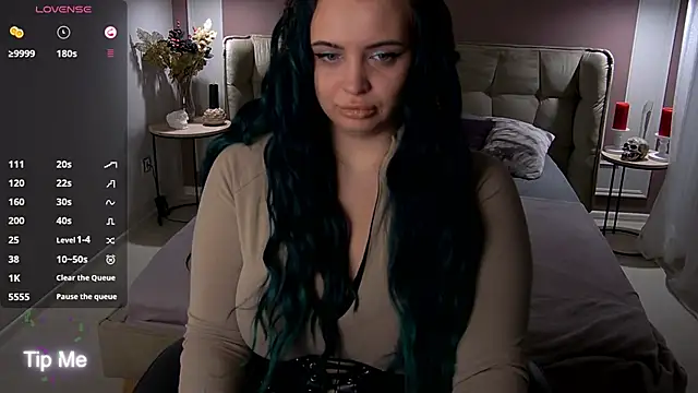 Miss Maya Mils online show from 10/15/25, 01:06