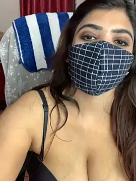 Snapshot of Fantastic_ruby chatting on 03/13/25, 04:12 Fantastic ruby online show from 03/13/25, 04:12