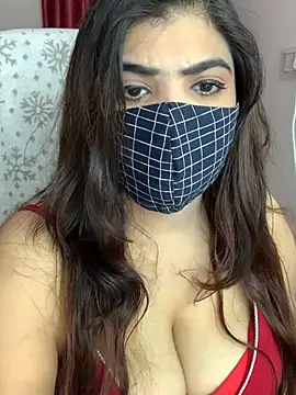 Snapshot of Fantastic_ruby chatting on 03/17/25, 12:08 Fantastic ruby online show from 03/17/25, 12:08