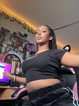 Your Paris online show from 02/11/25, 11:44