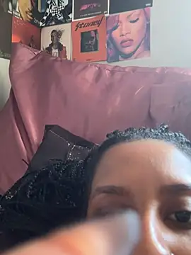 Your Paris online show from 02/22/25, 10:31