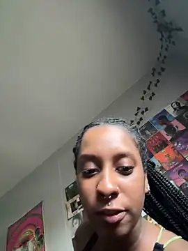 Your Paris online show from 03/03/25, 12:15