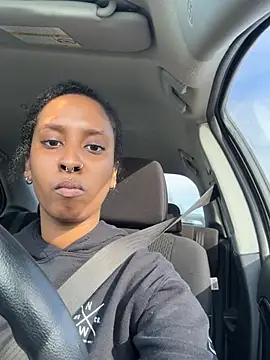 Your Paris online show from 03/21/25, 04:51