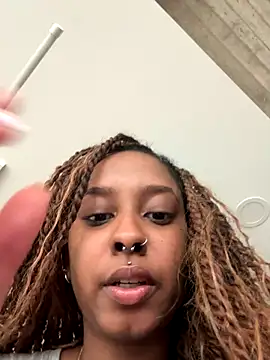 Your Paris online show from 09/19/25, 02:51