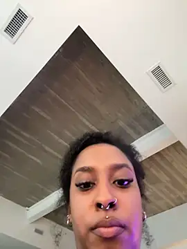 Your Paris online show from 12/22/25, 05:43