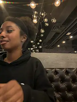 Your Paris online show from 02/04/26, 04:18