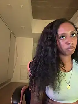 Your Paris online show from 03/27/26, 05:24