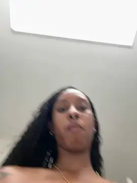 Your Paris online show from 04/16/26, 10:01