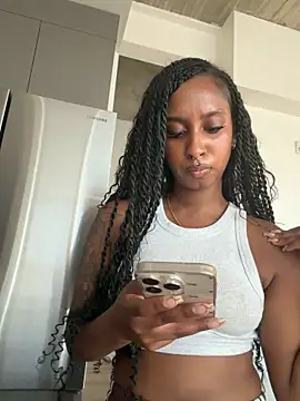 Your Paris online show from 04/21/26, 02:56