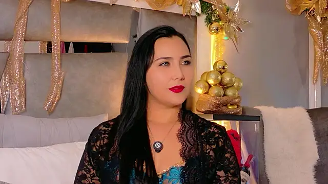 Evangeline Taylorr online show from 12/16/25, 09:42