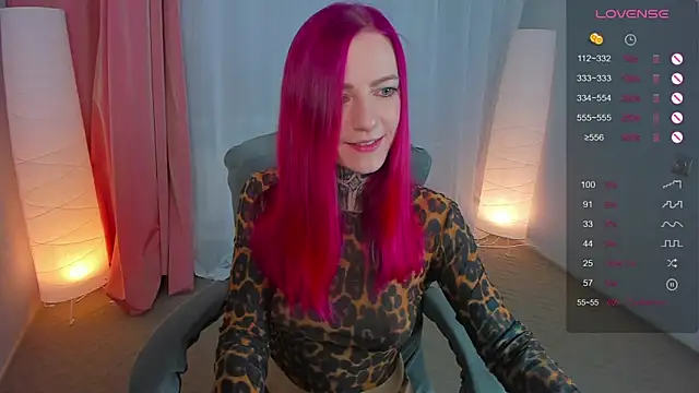 Roxy      online show from 03/01/25, 08:31